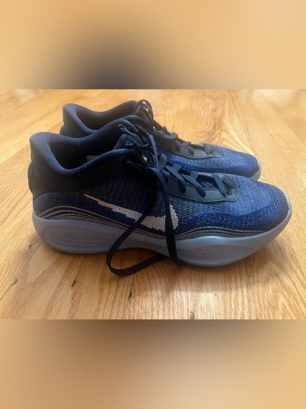 Nike GT Hustle Academy
College Navy Psychic Blue
